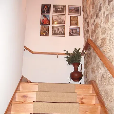 Casa Pires Mateus Monsanto