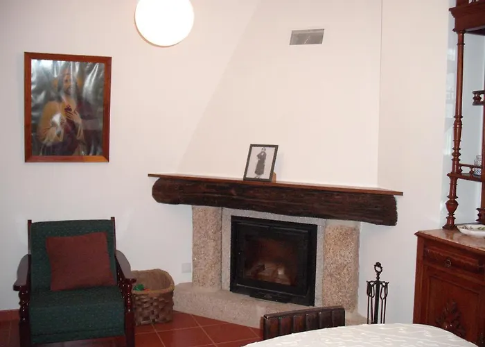 Casa Pires Mateus * 몬산토